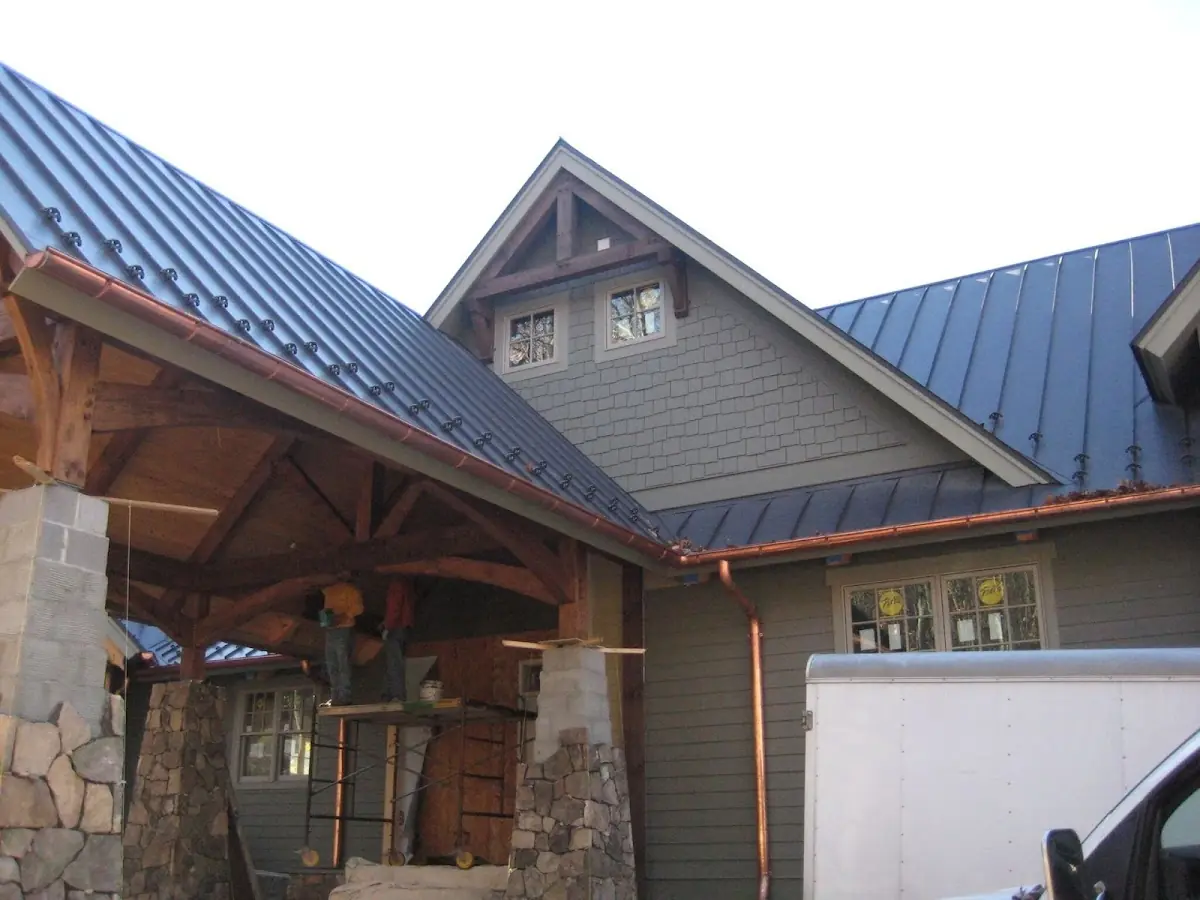 Craftsman Roofing team delivering quality roofing work in College Park